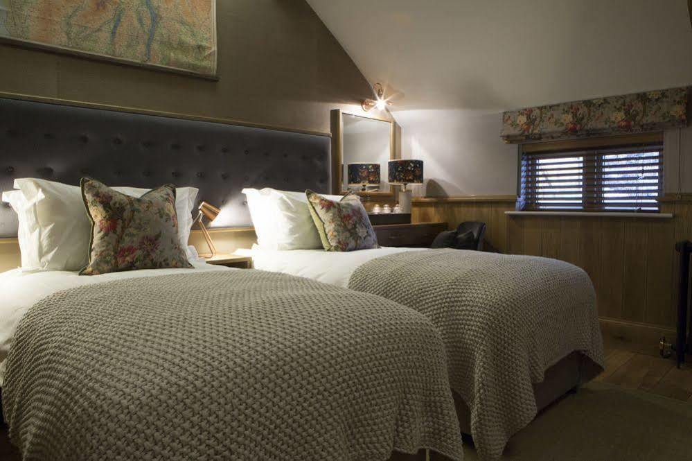 The Queen'S Head Hotel Troutbeck  Bagian luar foto